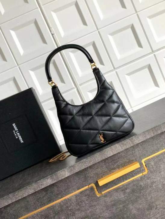 Picture of Saint Laurent Handbags _SKUfw181877640fw
